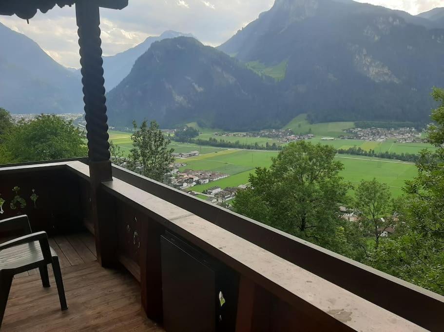 Alpine Cottage With Exceptional View Mayrhofen Exterior photo